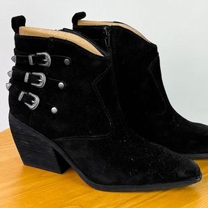 Zodiac black western buckle boots booties - NEW - size 9